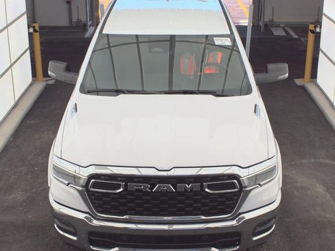 Used 2025 RAM 1500 Big Horn AWD/4WD image 3