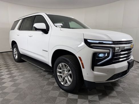 Used 2025 Chevrolet Tahoe LT AWD/4WD image 6
