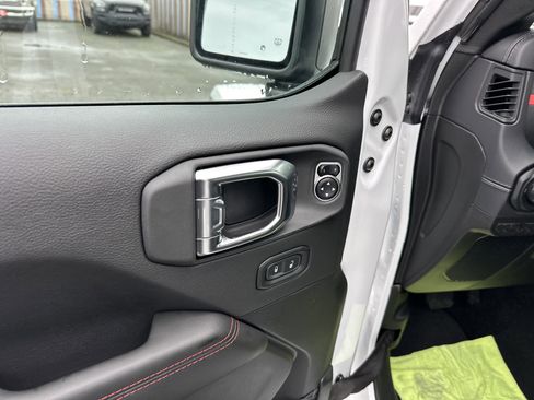 New 2026 Jeep Gladiator Rubicon image 14