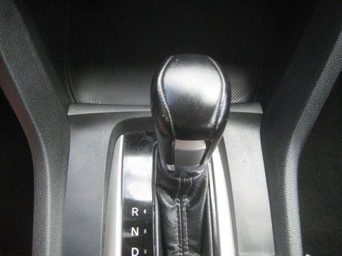 Used 2017 Honda Civic Touring image 21
