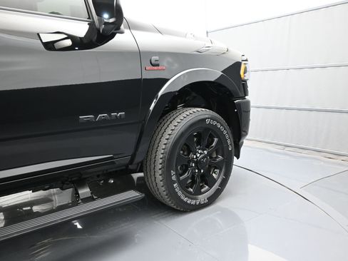 Used 2024 RAM 2500 Limited image 45