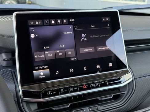 New 2026 Jeep Compass Limited image 16