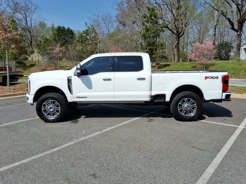 Used 2024 Ford F250 Limited w/ FX4 Off-Road Package image 8