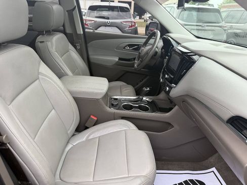 Used 2018 Chevrolet Traverse LT AWD/4WD image 30
