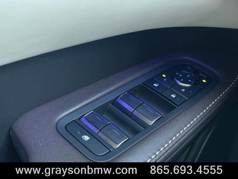 Used 2025 Lexus RX 450h Luxury w/ Convenience Package image 20