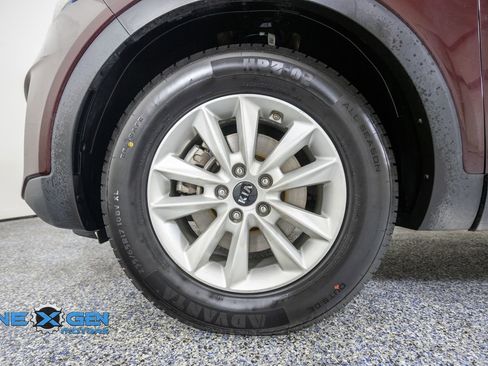 Used 2019 Kia Sorento AWD image 46