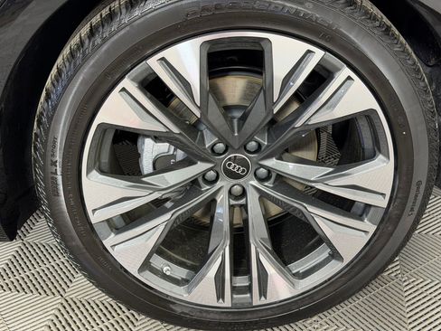 New 2026 Audi Q8 Premium Plus AWD/4WD image 12