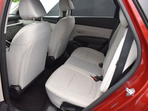 Used 2025 Hyundai Tucson SEL image 15