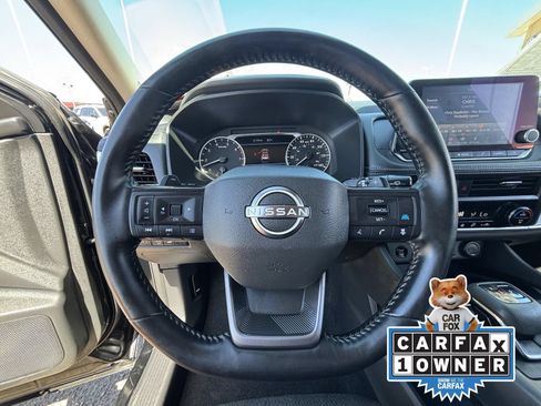 Used 2025 Nissan Rogue SV FWD image 28