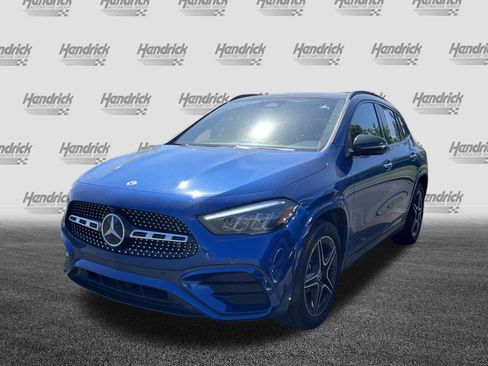 Used 2025 Mercedes-Benz GLA 250 4MATIC image 5