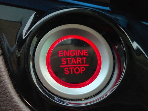 Used 2025 Honda Odyssey Touring image 28