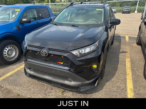 Used 2020 Toyota RAV4 LE w/ All Weather Liner Package AWD/4WD image 2