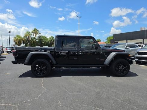 Used 2022 Jeep Gladiator Rubicon w/ LED Lighting Group AWD/4WD image 4