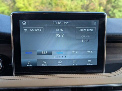 Used 2021 Lincoln Corsair Reserve image 15