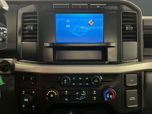 Used 2023 Ford F350 XL AWD/4WD image 13