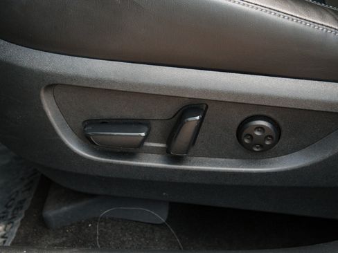 Used 2024 INFINITI QX50 Luxe AWD/4WD image 11