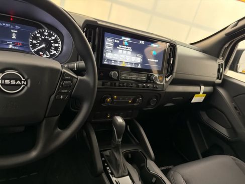New 2026 Nissan Frontier SV w/ Tow Package RWD image 18