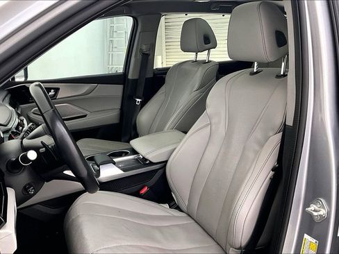 Certified 2022 Acura MDX SH-AWD w/ Technology Package image 30