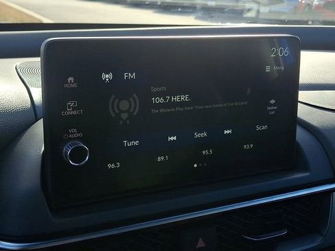 Certified 2025 Acura ADX A-Spec image 17