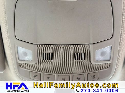 Used 2019 Ford Fusion SE FWD image 30