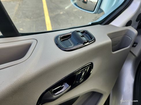 Used 2017 Ford Transit 150 XLT image 39