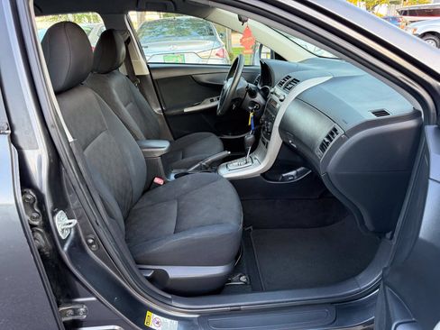 Used 2010 Toyota Corolla S FWD image 18