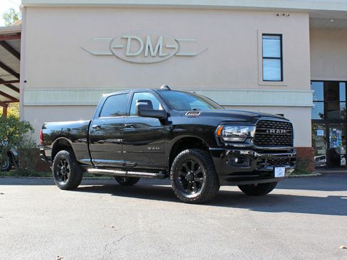 Used 2024 RAM 2500 Big Horn w/ Night Edition image 6