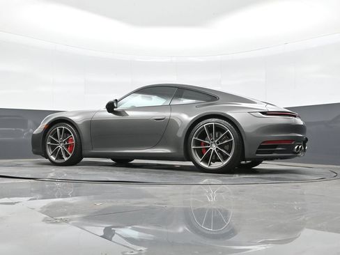 Used 2024 Porsche 911 Carrera S RWD image 27