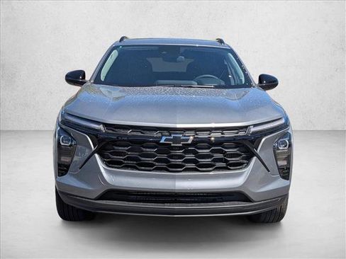 New 2026 Chevrolet Trax LT w/ Sunroof Package image 6