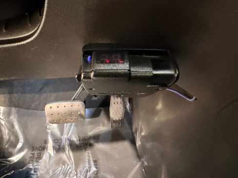 Used 2018 GMC Acadia Denali w/ Technology Package image 45