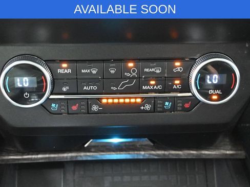 Used 2019 Ford Expedition Max Limited AWD/4WD image 30