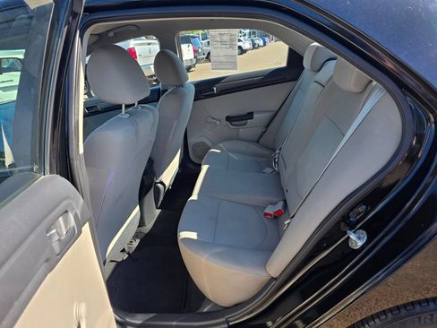 Used 2010 Kia Forte LX w/ Convenience Pkg FWD image 11