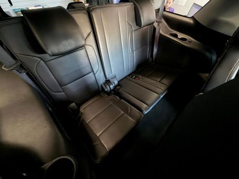 Used 2016 GMC Yukon Denali image 37