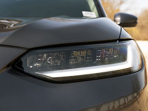 Used 2026 Honda HR-V LX image 11