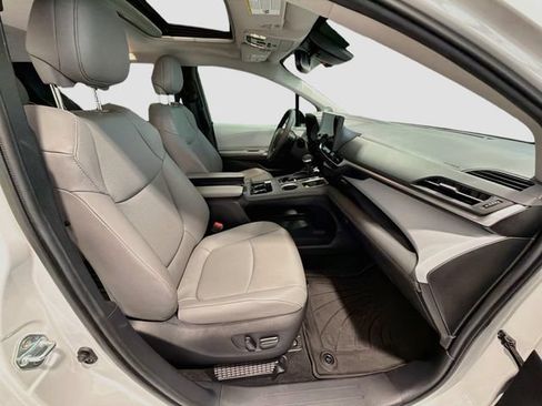 Certified 2026 Toyota Sienna XLE AWD/4WD image 24