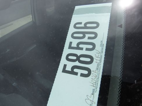 Used 2023 Honda HR-V EX-L image 30