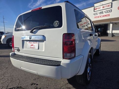 Used 2008 Dodge Nitro SLT RWD image 6