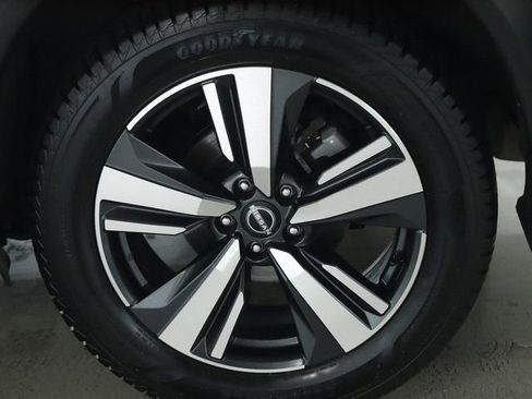 Used 2022 Nissan Rogue Platinum w/ Head-Up Display Package image 42