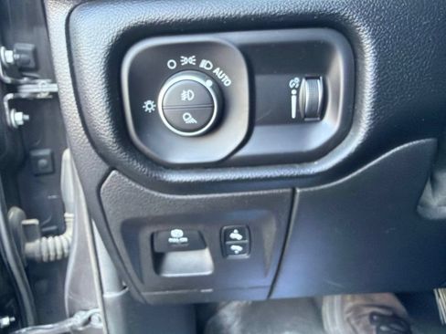 Used 2020 RAM 1500 Big Horn AWD/4WD image 21