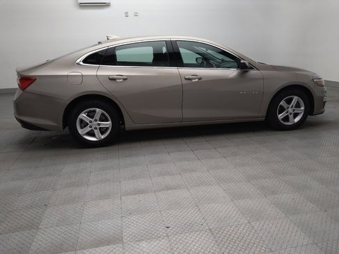 Used 2023 Chevrolet Malibu LT FWD image 10