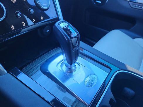 Used 2020 Land Rover Discovery Sport S R-Dynamic image 24