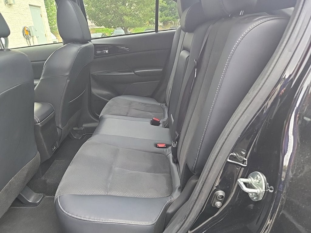 Used 2025 Mitsubishi Eclipse Cross SE AWD/4WD image 11