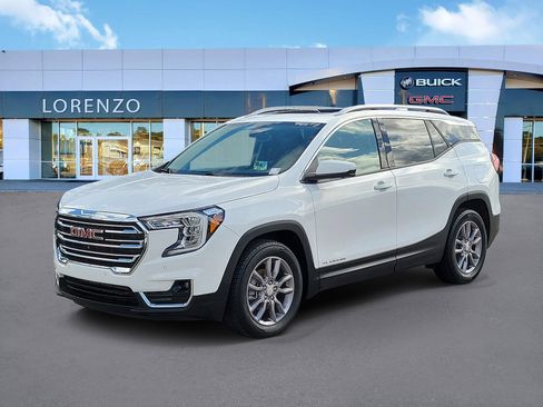Used 2023 GMC Terrain SLT w/ Infotainment Package II FWD image 1
