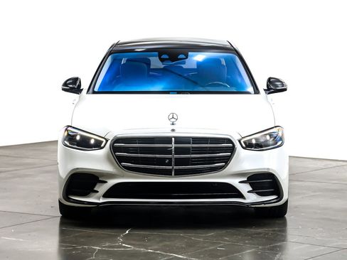 Certified 2022 Mercedes-Benz S 580 4MATIC Sedan image 4