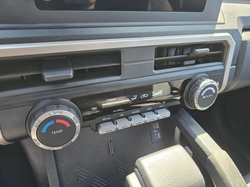 Used 2024 Toyota Tacoma SR RWD image 26