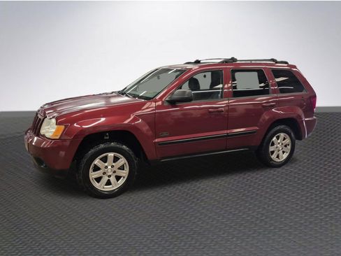 Used 2008 Jeep Grand Cherokee Laredo RWD image 2
