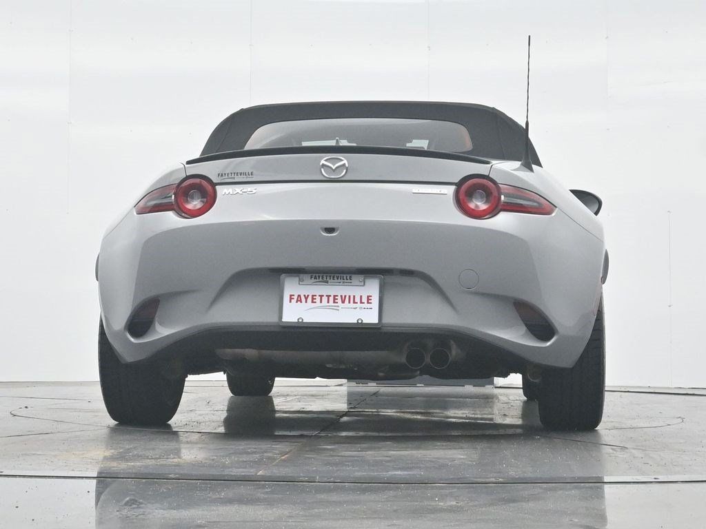 Used 2025 MAZDA MX-5 Miata Club RWD image 28