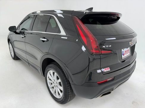 Used 2023 Cadillac XT4 Luxury w/ Cold Weather Package image 38