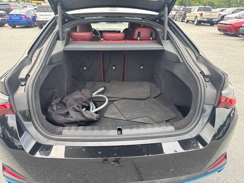 Used 2023 BMW i4 eDrive35 RWD image 19