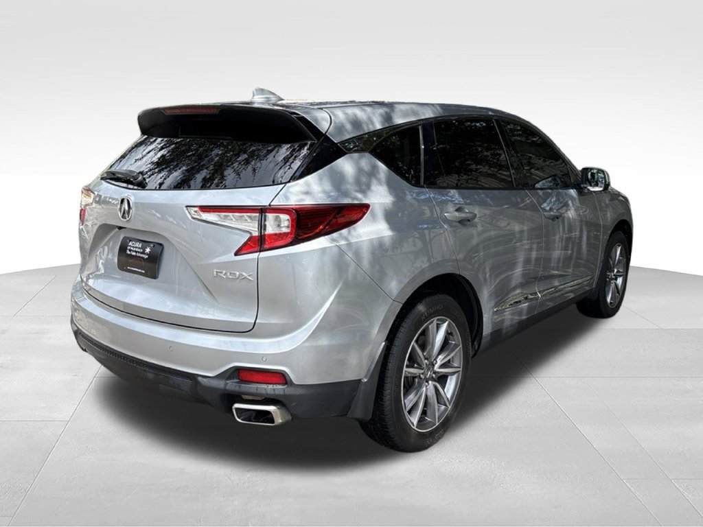Used 2023 Acura RDX w/ Technology Package FWD image 5